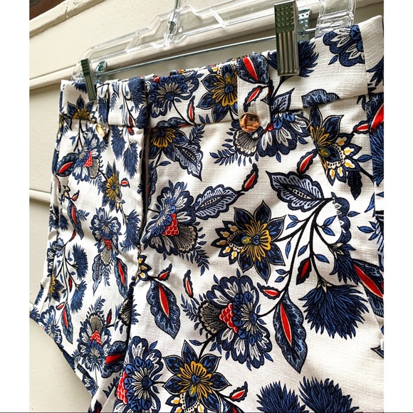 Loft shorts, size 2 - Picture 3 of 7